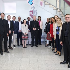 Nadbiskup Kutleša posjetio odgojne ustanove RINO instituta